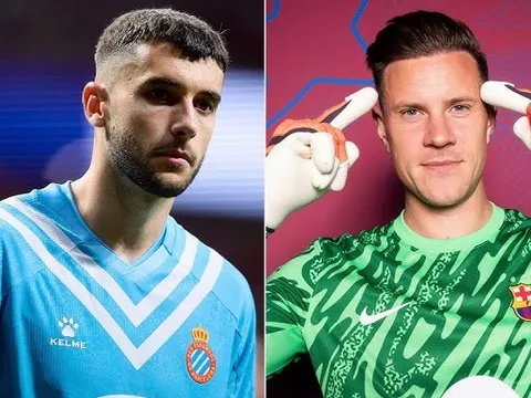 Barca xác định Joan Garcia là thủ môn số 1, tương lai đen tối cho Ter Stegen
