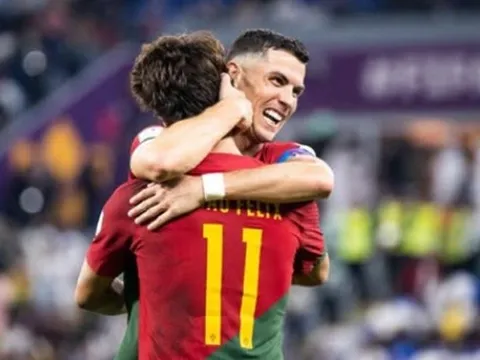 Ronaldo đứng sau vụ Felix lật kèo Benfica