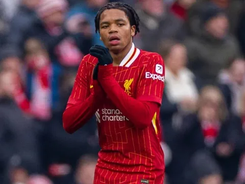 Rio Ngumoha - "Viên ngọc thô" chờ Liverpool khai phá