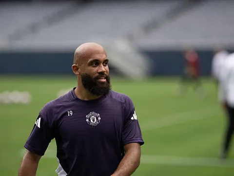 Bruno Fernandes tỏa sáng và bài toán cho Amorim về Mbeumo