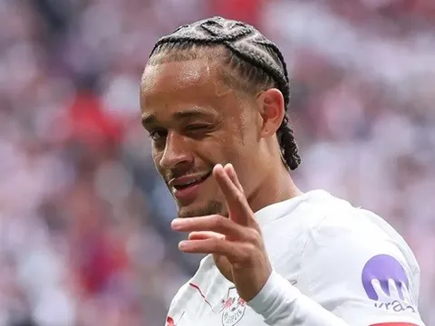 Xavi Simons khả năng đến Chelsea, Leipzig nhắm sao Leicester thay thế