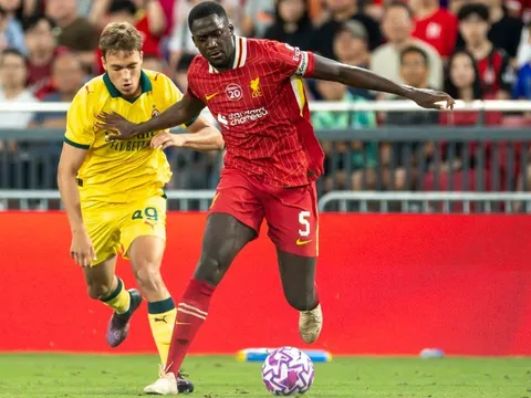 Konate sẵn sàng cùng Liverpool chinh phục thử thách Ngoại hạng Anh