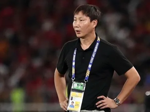 Công thức chiến thắng của ông Kim Sang-sik: Khi sự thấu hiểu quý giá hơn triết lý