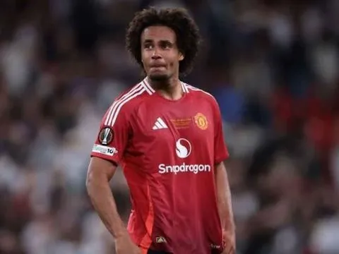 Man United mua tiền đạo, Zirkzee không ngại cạnh tranh