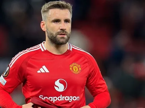 Man Utd lột xác, Luke Shaw tiết lộ 'bàn tay sắt' của HLV Amorim