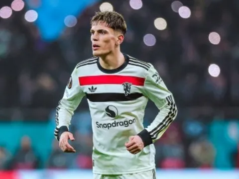 Man United nhắm Watkins và Sesko, sẵn sàng để Garnacho ra đi