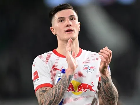 Benjamin Sesko: "Haaland 2.0" hay thương vụ đầy rủi ro của Man United?