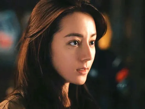 “Địch Lệ Nhiệt Ba đừng đóng phim truyền hình nữa”