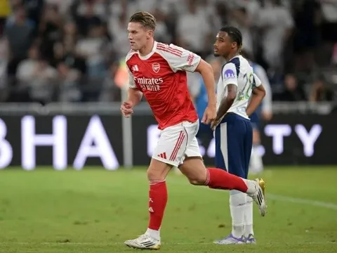Pardew gọi Gyokeres là bản hợp đồng số 9 hay nhất mùa hè