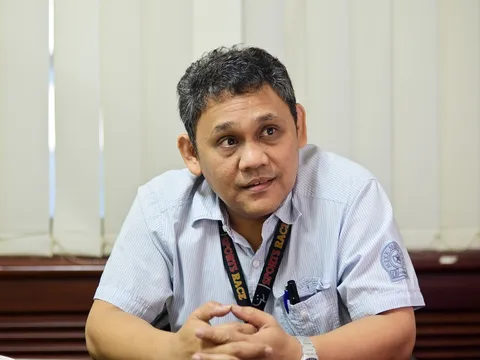 Chuyên gia Indonesia: HLV Kim Sang-sik đã bắt bài Vanenburg