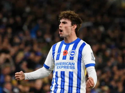 Matt O'Riley: Từ League One đến mục tiêu của Juventus