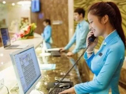 Cha mẹ thông thái tránh xa 3 nghề này cho con: Tưởng kiếm tiền dễ, ai ngờ mất cả tương lai