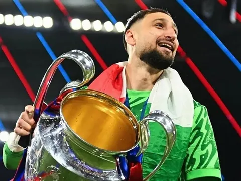 Donnarumma có xứng đáng để MU mở "cuộc chiến" với cả Ngoại hạng Anh?