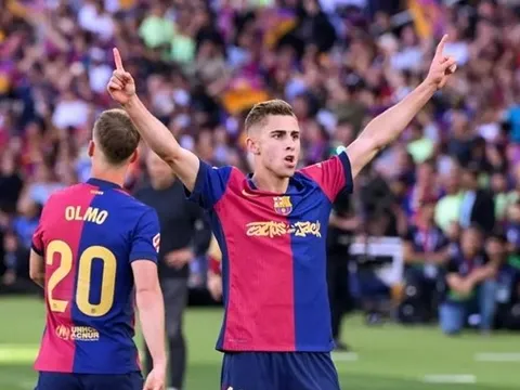 Quan tâm Fermin Lopez, Man City nhận "gáo nước lạnh" từ Hansi Flick
