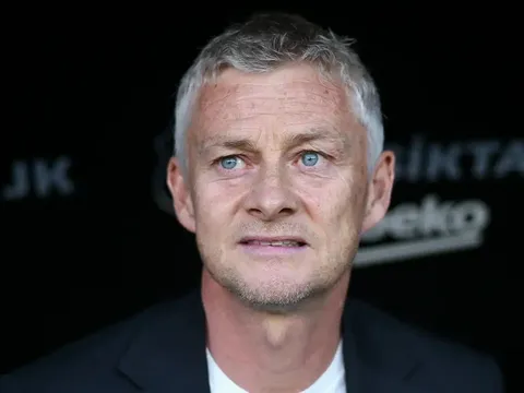 Ole Gunnar Solskjaer sắp bị sa thải chỉ sau 6 tháng cầm quân