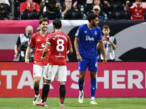MU 2-2 Everton: MU 2-2 Everton: Mount ghi siêu phẩm, Amad mắc sai lầm đáng tiếc