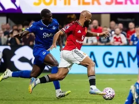 Mbeumo ra mắt trước Everton: Thử thách mới đã lộ diện