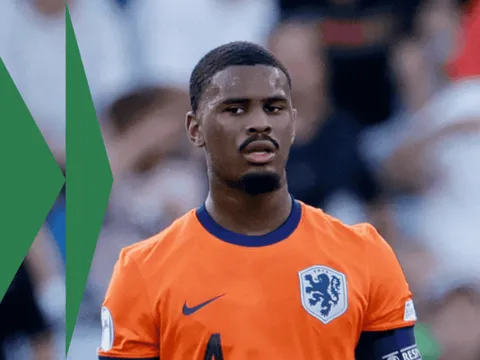 Tất tần tật về thương vụ Chelsea - Jorrel Hato: Quân bài đa năng; Điểm cộng bền bỉ