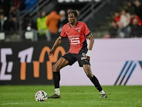 Arsenal tính chiêu mộ Jacquet – tài năng trẻ sáng giá của Rennes