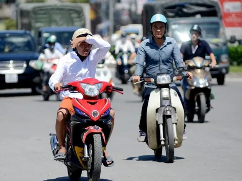 Dự báo thời tiết ngày mai (5/8): Hà Nội nắng nóng, chiều và đêm mưa vừa; Bắc Trung Bộ nắng nóng gay gắt