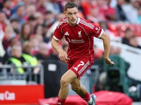 Màn chào sân hoàn hảo của Wirtz và Ekitike với Liverpool sau trận thắng Bilbao