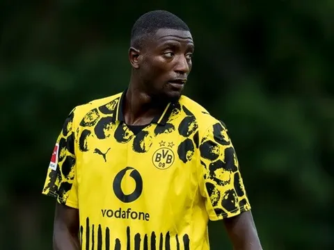 Bài toán hàng công của Dortmund: Ai sẽ là người hỗ trợ Serhou Guirassy?
