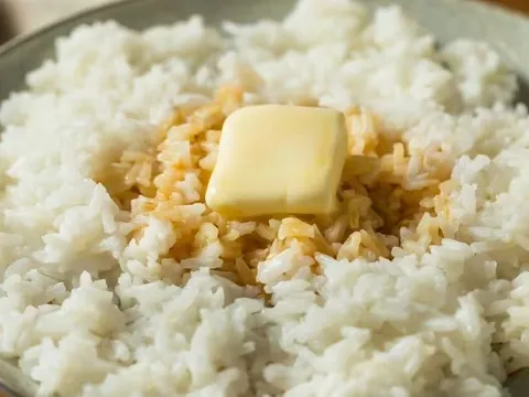 Mẹo nấu cơm dẻo thơm hơn chỉ với 15 giây và một nguyên liệu đơn giản