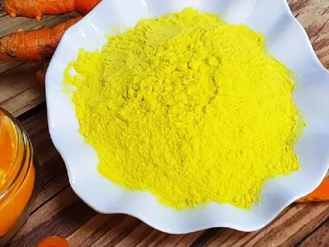 Tinh bột nghệ rất tốt nhưng đại kỵ với 5 người này, càng uống càng hại