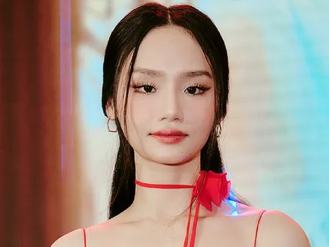 Xôn xao khoảnh khắc hẹn hò của Miu Lê một vlogger