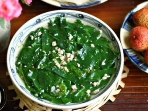 Loại rau trồng một lần ăn quanh năm: Giàu canxi, ngọt như hạt nêm, trẻ ăn hấp thụ sắt gấp 7 lần thịt bò