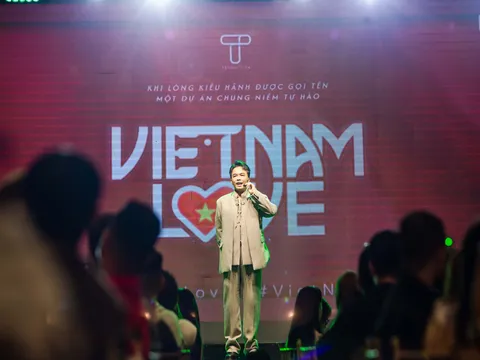 Dàn cast "Gia đình Haha" kết hợp cùng dự án Viet Nam Love trồng cây xanh tại tp.HCM