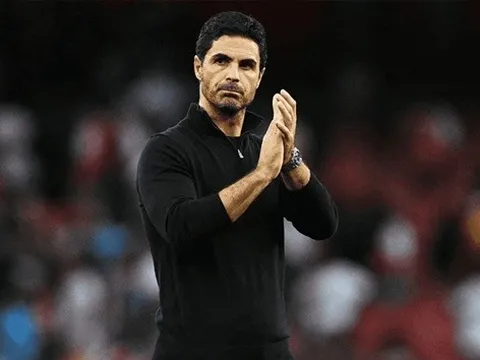 Arteta dưới áp lực nặng nề trước mùa giải quyết định