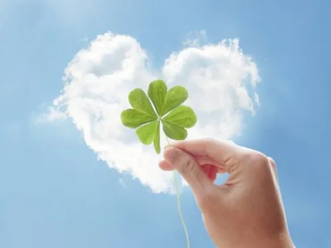 Người sinh vào 4 tháng Âm lịch này sẽ có cuộc đời rực rỡ, khiến nhiều người ngưỡng mộ. Bạn xem có mình không?