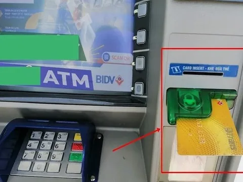 Không chuyển khoản bao lâu thì bị khóa thẻ, có mất tiền trong thẻ không?