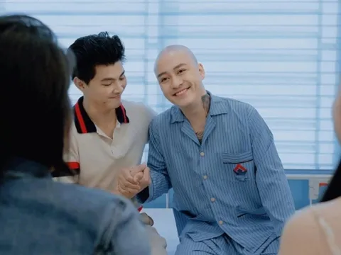 Tuấn Hưng bất chấp rủi ro sức khỏe sau ca mổ để làm điều này
