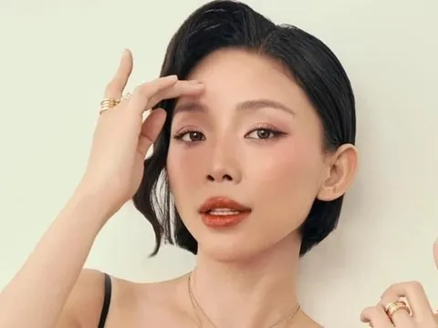 Tóc Tiên liên tục đăng hình ảnh gây tò mò, còn nói triết lý khó hiểu giữa nghi vấn trục trặc với chồng