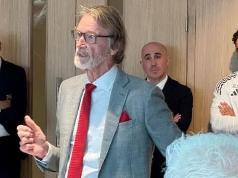 Man Utd thay đổi lớn dưới thời Ratcliffe, trái ngược 20 năm của Glazer