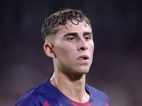 Fermin Lopez không muốn rời Barcelona