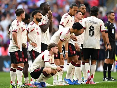 Thống kê nói gì khi Liverpool thua Crystal Palace?