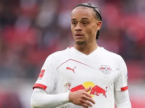 Man City chen ngang Chelsea trong cuộc đua giành Xavi Simons