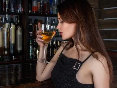 Phụ nữ khi say thường muốn làm gì nhất? Sự thật khiến nhiều người bất ngờ