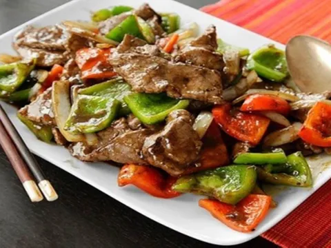 Bí quyết làm món bò sốt tiêu đen thơm ngon, đậm đà ngay tại nhà