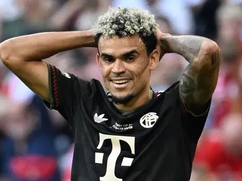 Hamann: Liverpool đang cười sau khi bán Diaz cho Bayern