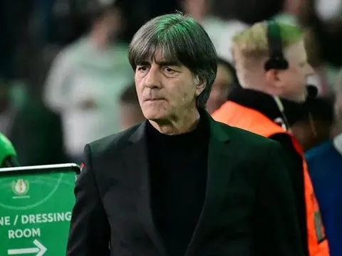 Joachim Low từ chối dẫn dắt tuyển châu Á