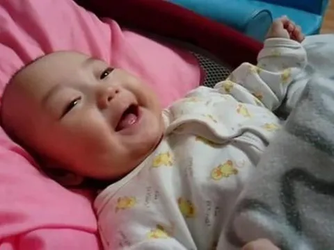 Đứa trẻ đến "báo ân" thường có 4 đặc điểm này, con bạn có không?