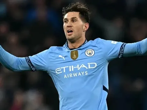 Thống kê 100% của John Stones khiến Haaland và Reijnders bị lu mờ