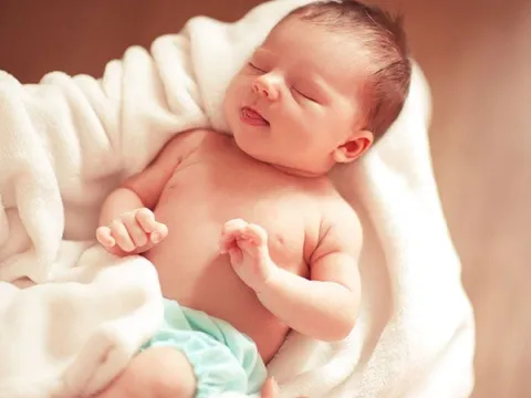 4 Giờ sinh cực đẹp của trẻ mang mệnh quý nhân, cả đời sung sướng cha mẹ nở mày nở mặt