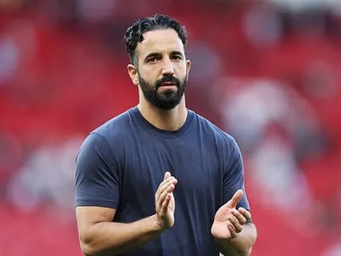 Bảo vệ Bayindir, Amorim "chê" bàn thắng của Arsenal