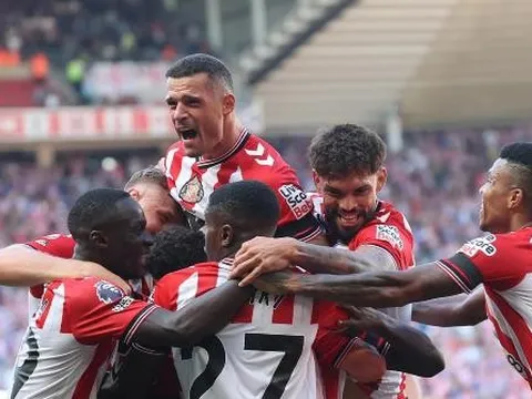 Bên trong công cuộc tái thiết của Sunderland mùa hè 2025