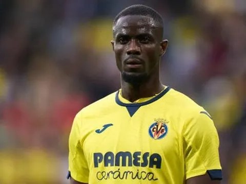 Here we go! Cựu cầu thủ MU, Eric Bailly đồng ý tới Oviedo